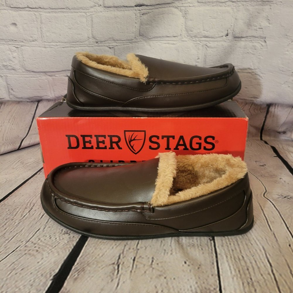 Deer Stags Men’s Slipperooz Moccasin Slippers Brown Dark - Picture 4 of 7